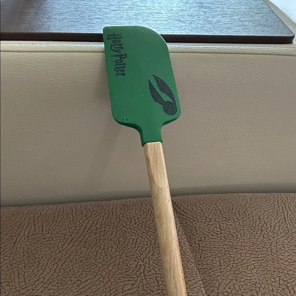 Williams Sonoma elegant spatula